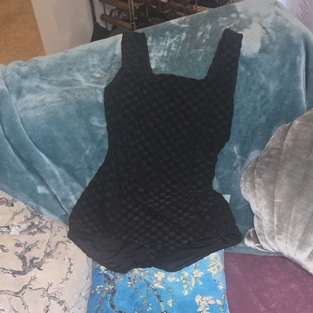 SEEA, size LARGE Tofino One Piece, Soo Cute On!